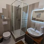 Schoenes Am Rhein - Zentral 1 * Koblenc